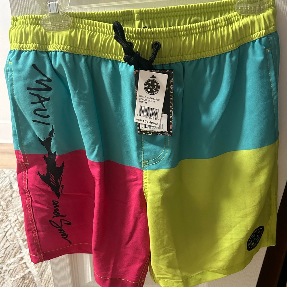 Maui & Sons swim trunks.  Size Medium. New wave hybrids.
